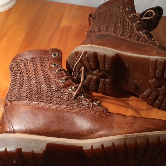 Timberland. Women's Boots Size 6.5 - Picture 12 of 16